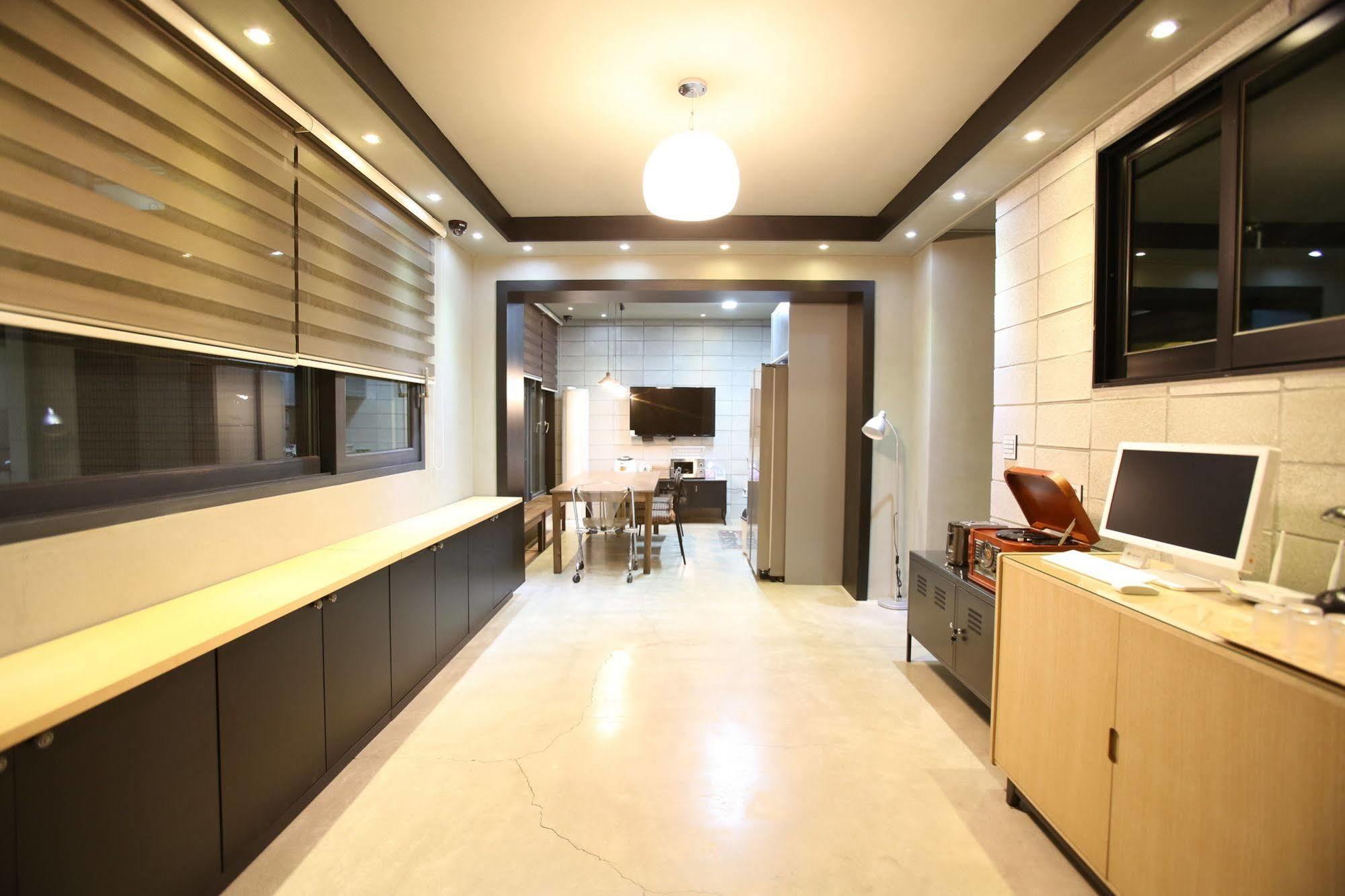 24 Guesthouse Garosugil - Gangnam Seul Esterno foto